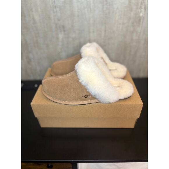 NEW 9W - Uggs Scuffette Slippers (chestnut) - Picture 1 of 5